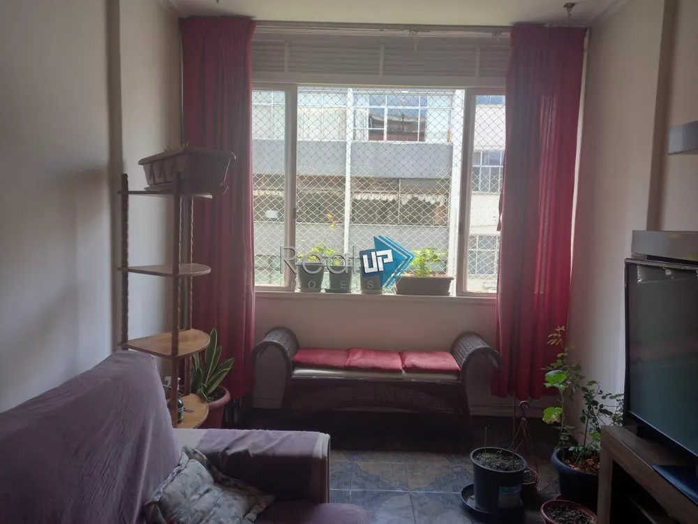 Apartamento à venda com 3 quartos, 115m² - Foto 2