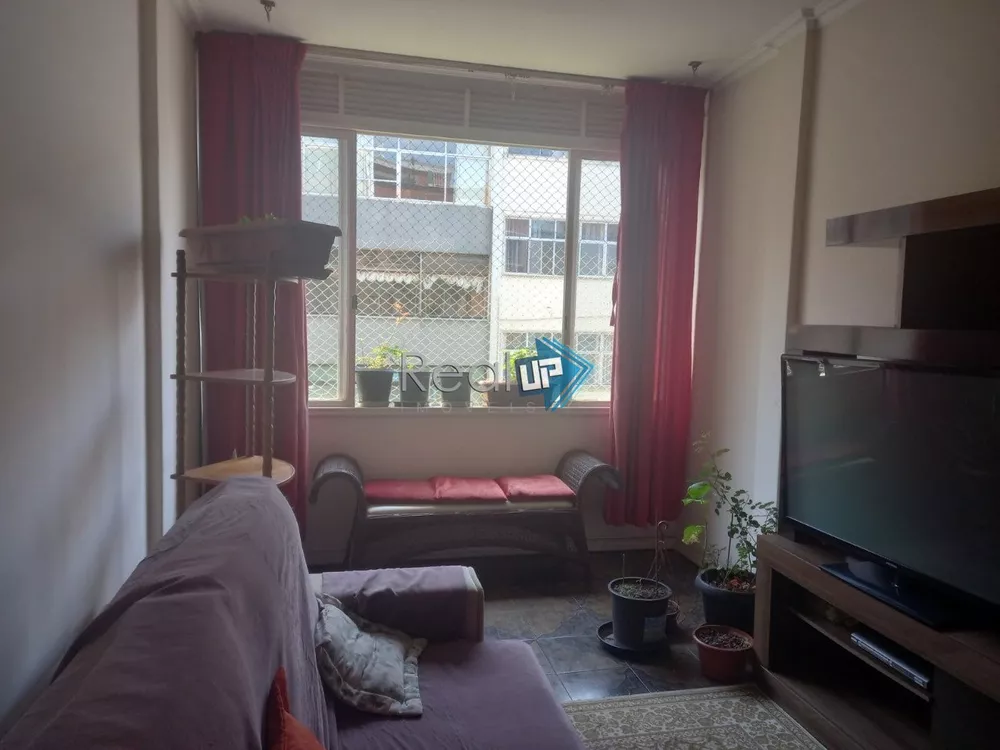 Apartamento à venda com 3 quartos, 115m² - Foto 3