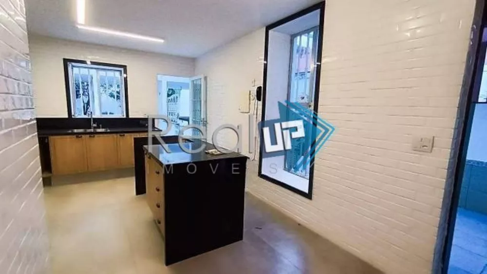 Casa à venda com 4 quartos, 293m² - Foto 6