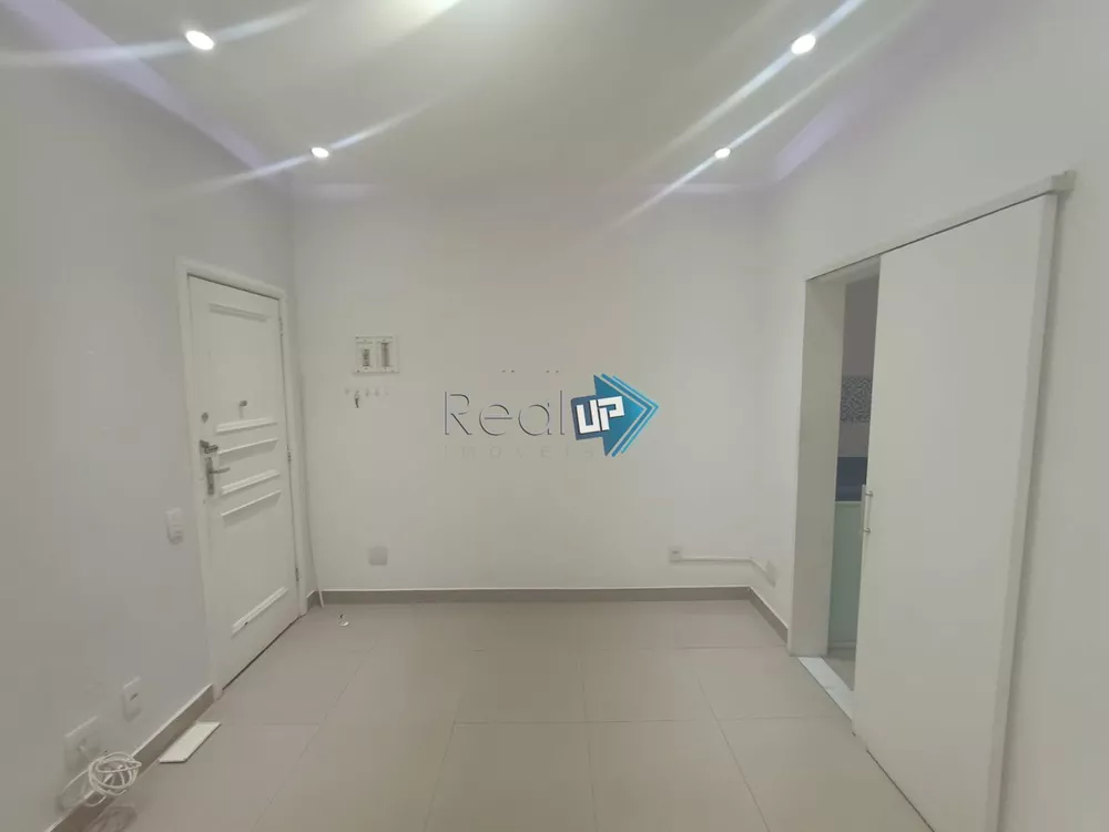 Apartamento à venda com 1 quarto, 31m² - Foto 1