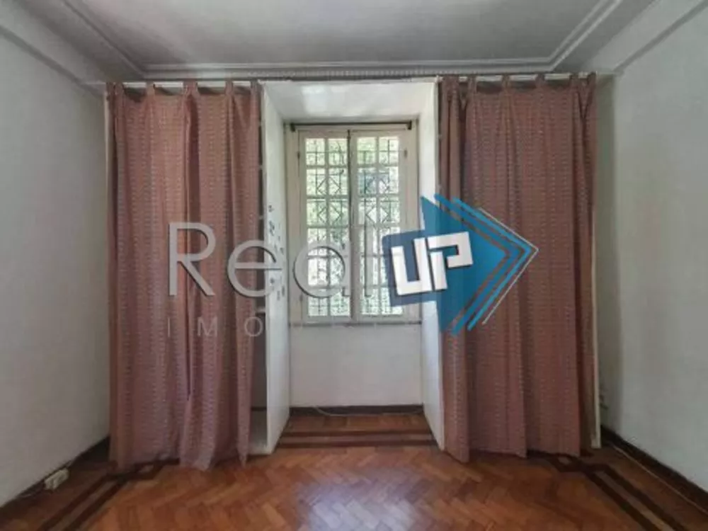 Apartamento à venda com 3 quartos, 150m² - Foto 11