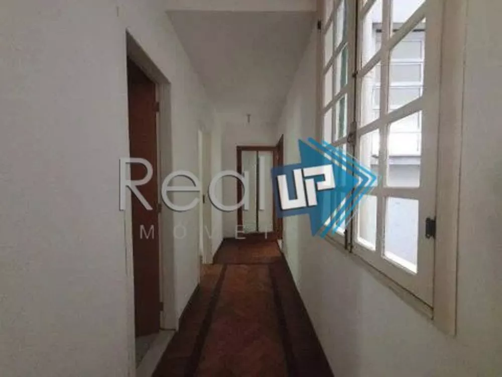 Apartamento à venda com 3 quartos, 150m² - Foto 9