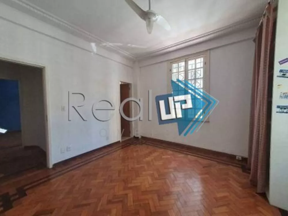 Apartamento à venda com 3 quartos, 150m² - Foto 12