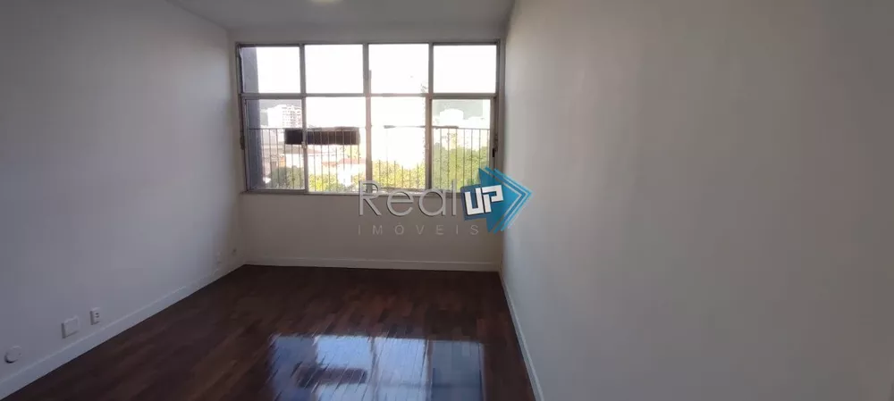 Apartamento à venda com 3 quartos, 94m² - Foto 1