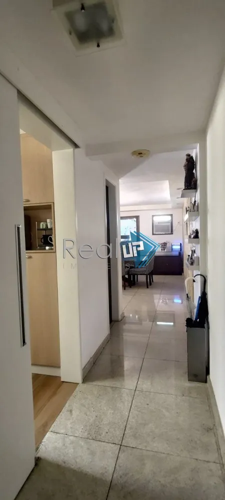 Cobertura, 3 quartos, 260 m² - Foto 2