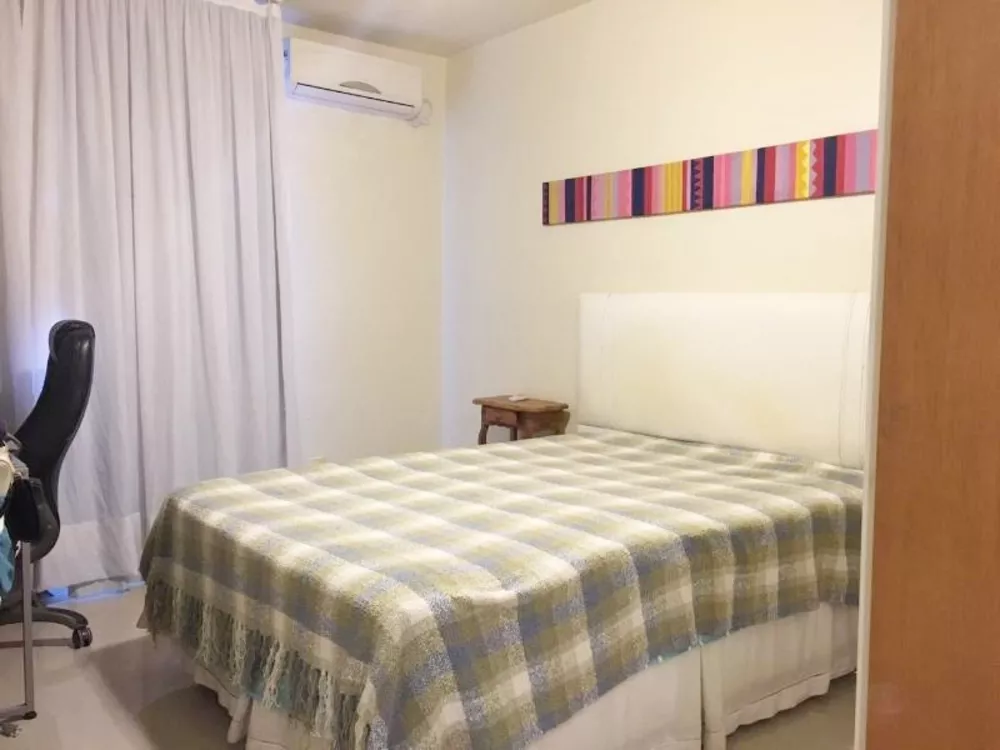 Apartamento à venda com 3 quartos, 101m² - Foto 2