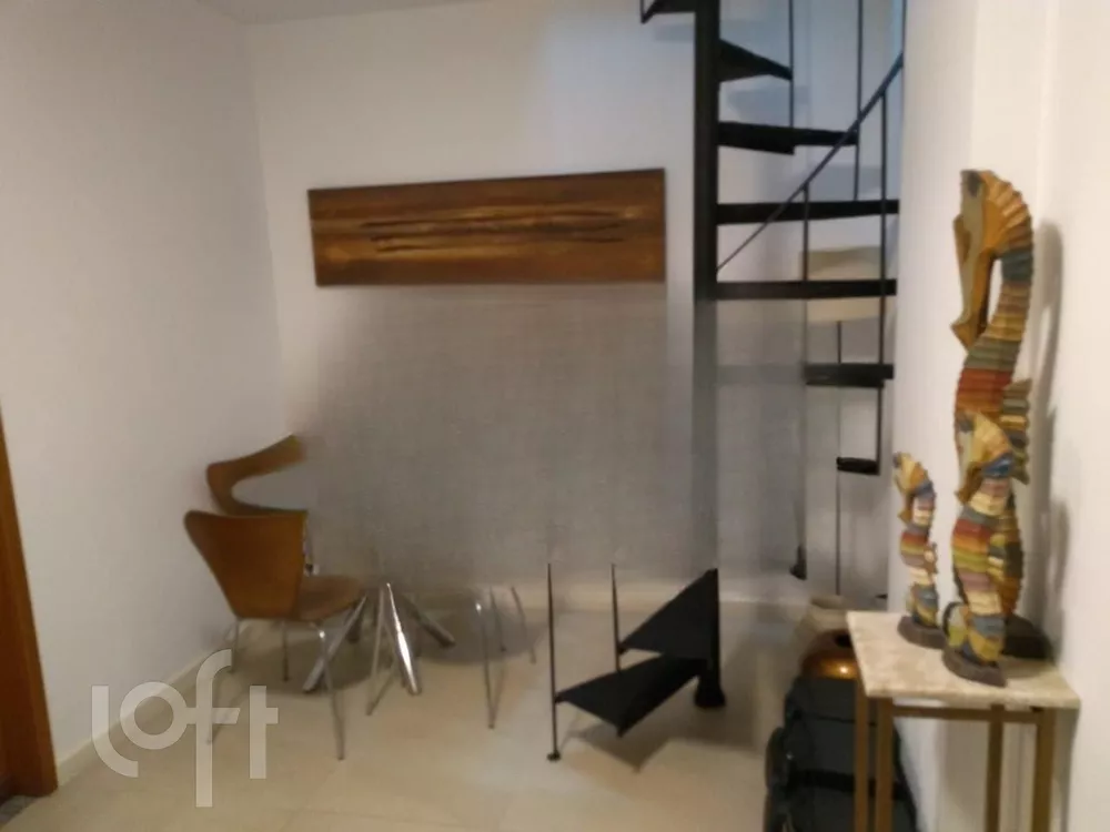 Apartamento à venda com 2 quartos, 100m² - Foto 2