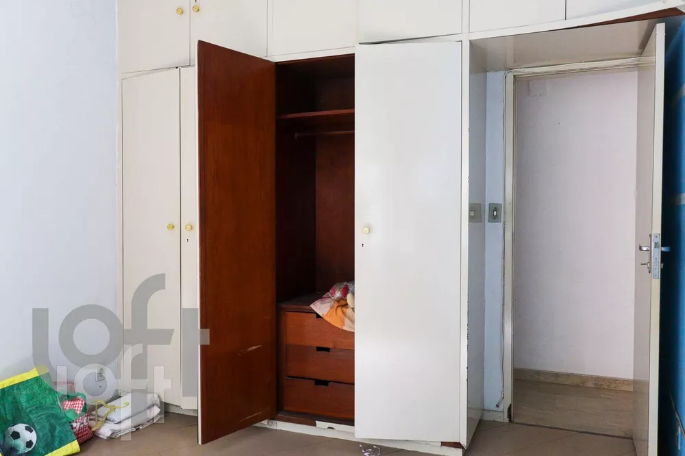 Apartamento à venda com 4 quartos, 167m² - Foto 10