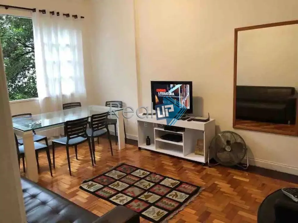 Apartamento à venda com 3 quartos, 93m² - Foto 1