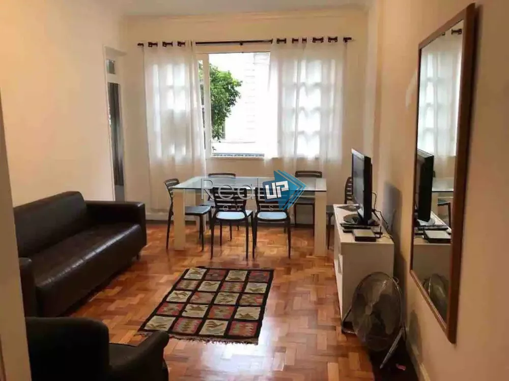 Apartamento à venda com 3 quartos, 93m² - Foto 4