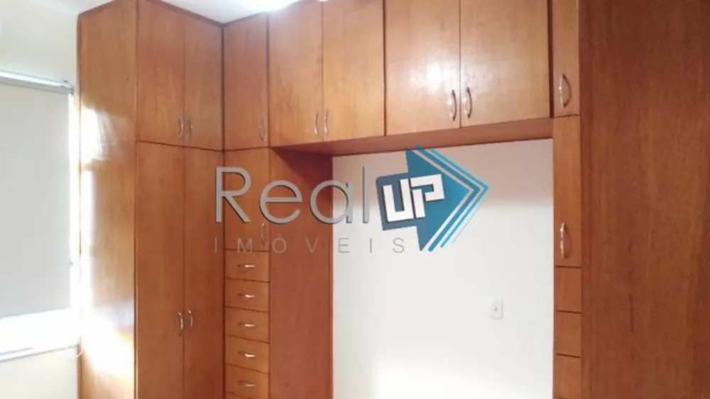 Apartamento à venda com 2 quartos, 65m² - Foto 8