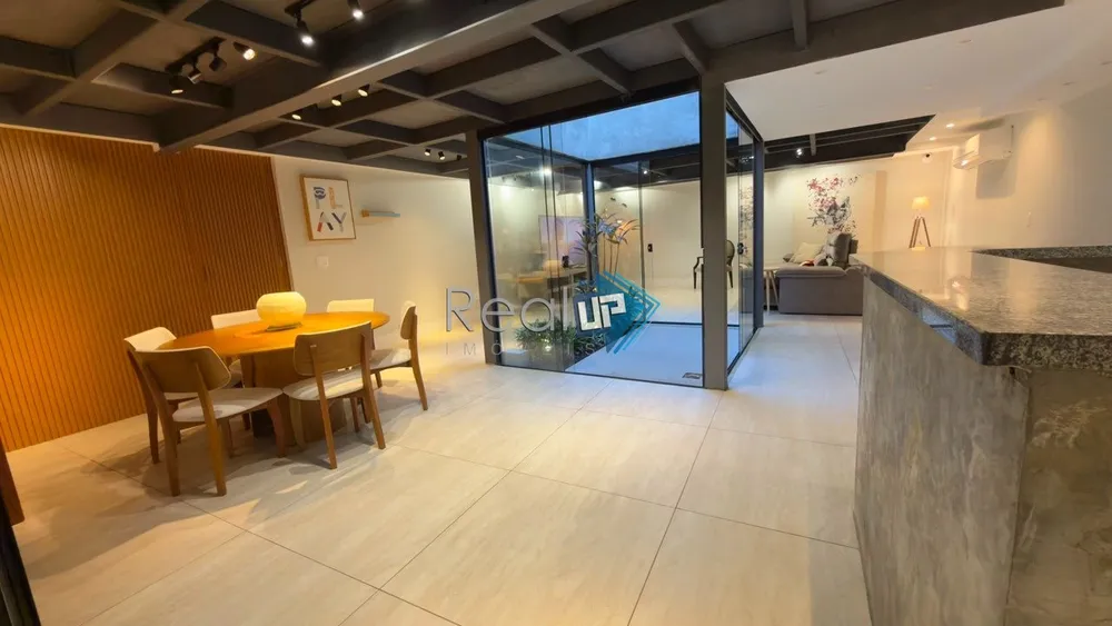 Casa, 3 quartos, 240 m² - Foto 6