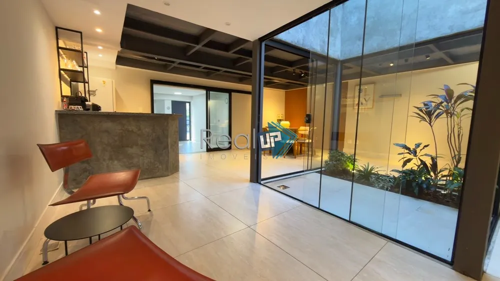Casa, 3 quartos, 240 m² - Foto 9