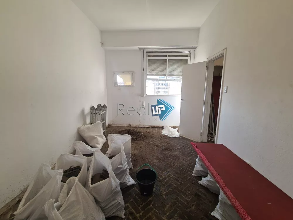 Apartamento à venda com 1 quarto, 37m² - Foto 1