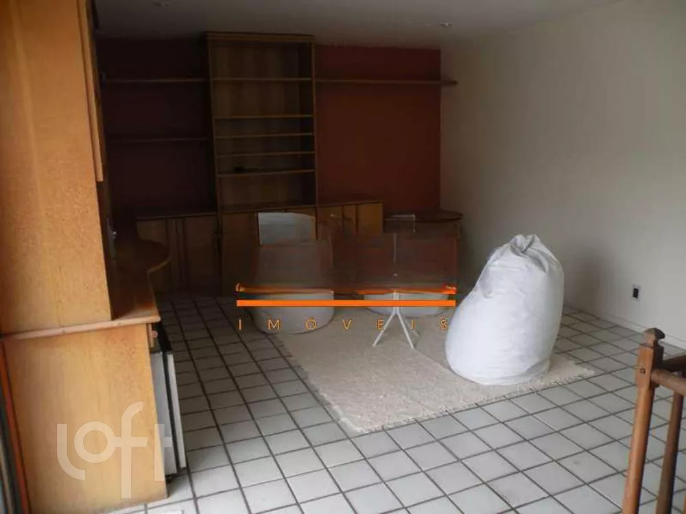 Apartamento à venda com 2 quartos, 170m² - Foto 2