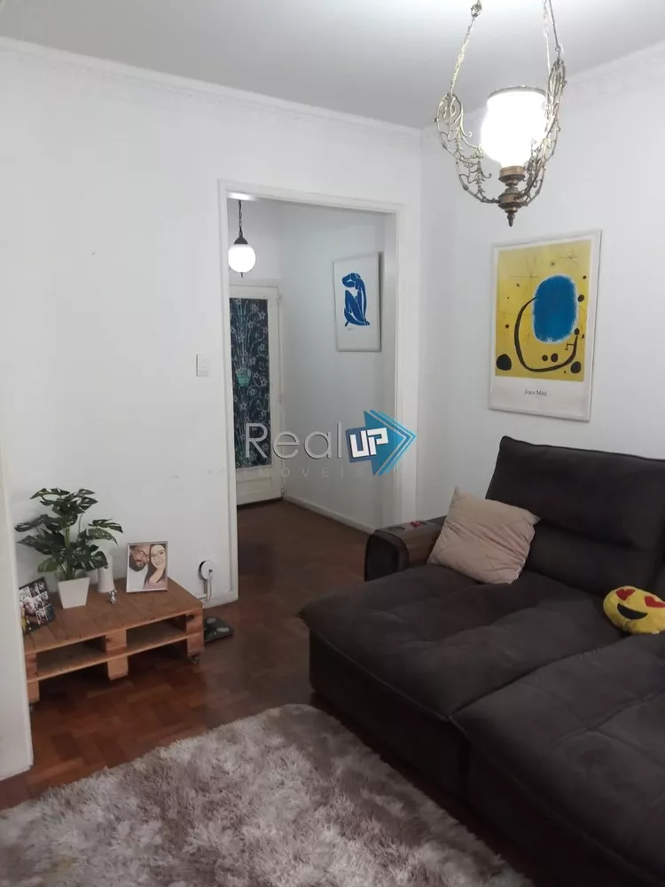 Apartamento à venda com 3 quartos, 75m² - Foto 4