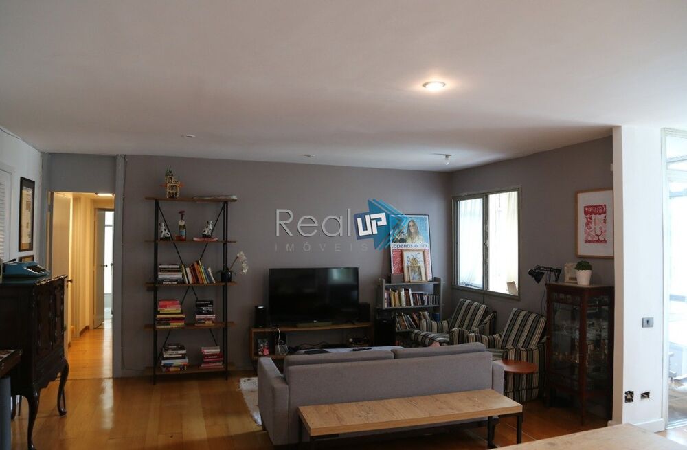 Apartamento à venda com 3 quartos, 114m² - Foto 2