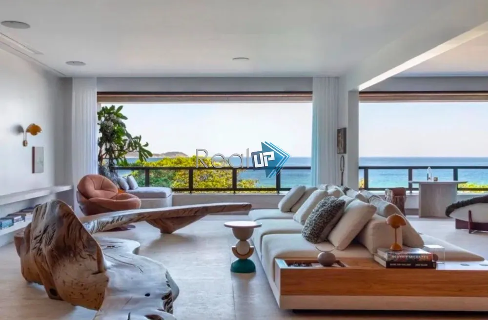 Apartamento, 3 quartos, 216 m² - Foto 1