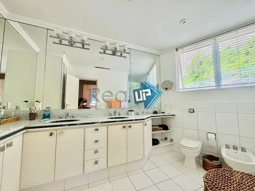 Apartamento, 3 quartos, 216 m² - Foto 20