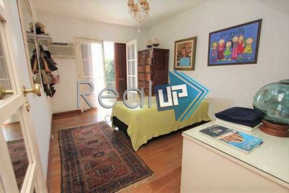 Casa à venda com 4 quartos, 900m² - Foto 15
