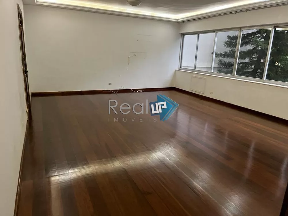 Apartamento à venda com 4 quartos, 181m² - Foto 4