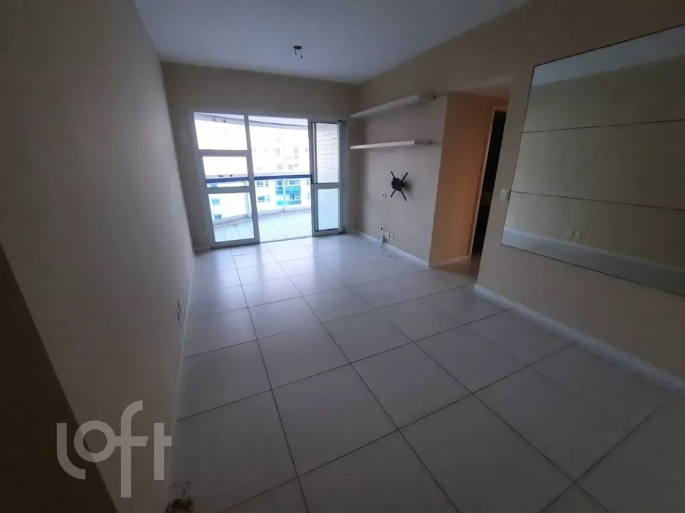 Apartamento à venda com 3 quartos, 102m² - Foto 4