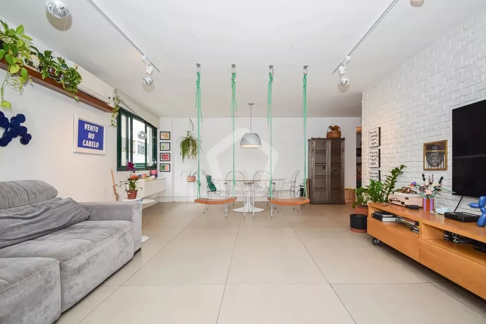 Apartamento, 3 quartos, 156 m² - Foto 1