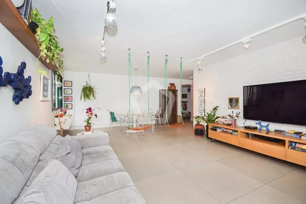 Apartamento, 3 quartos, 156 m² - Foto 2
