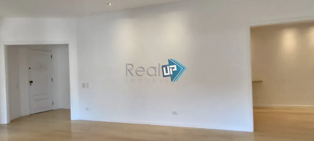 Apartamento, 3 quartos, 256 m² - Foto 11
