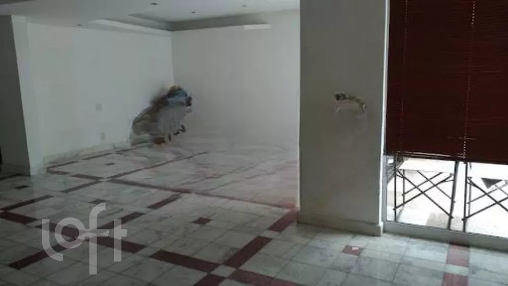 Apartamento à venda com 3 quartos, 185m² - Foto 1