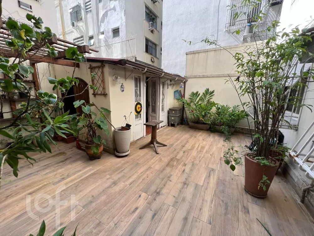 Apartamento à venda com 3 quartos, 150m² - Foto 3