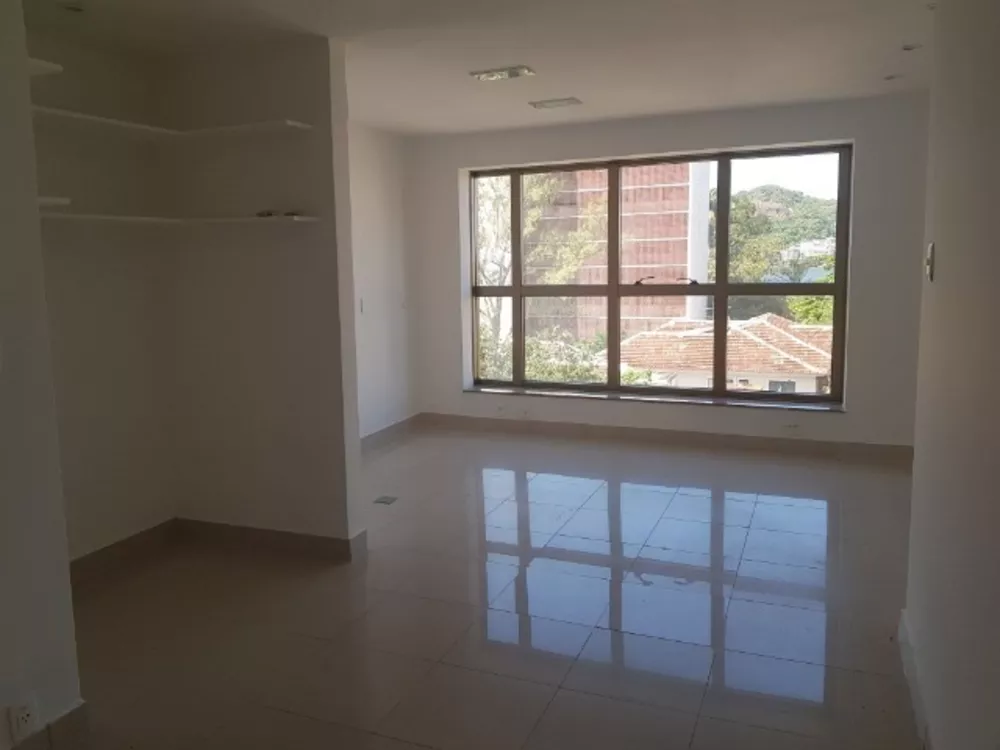 Terreno à venda e aluguel, 184m² - Foto 12