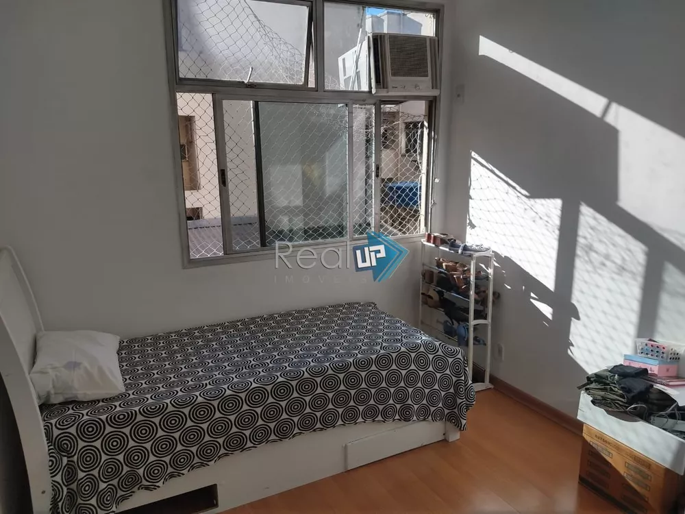 Apartamento à venda com 3 quartos, 114m² - Foto 13