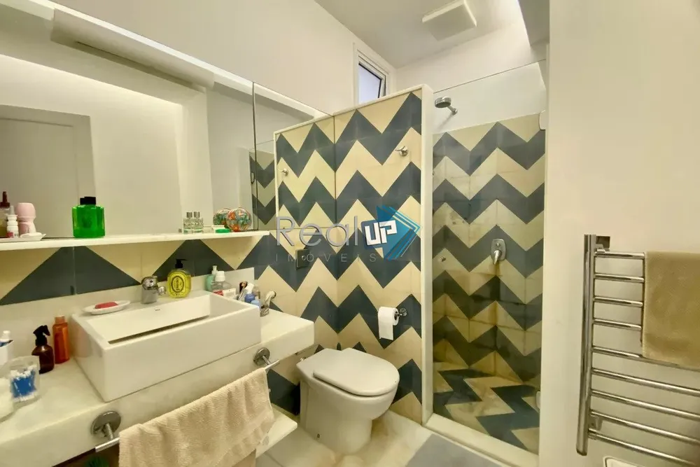 Apartamento, 3 quartos, 227 m² - Foto 1