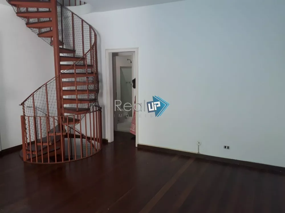 Cobertura, 3 quartos, 219 m² - Foto 11