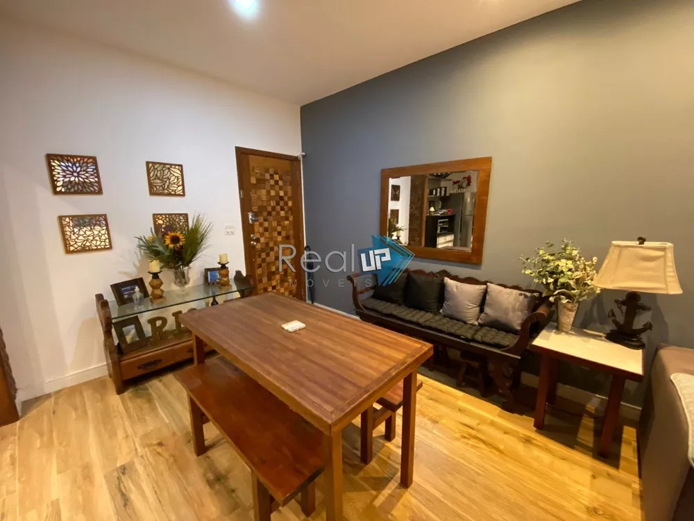 Apartamento à venda com 2 quartos, 86m² - Foto 2