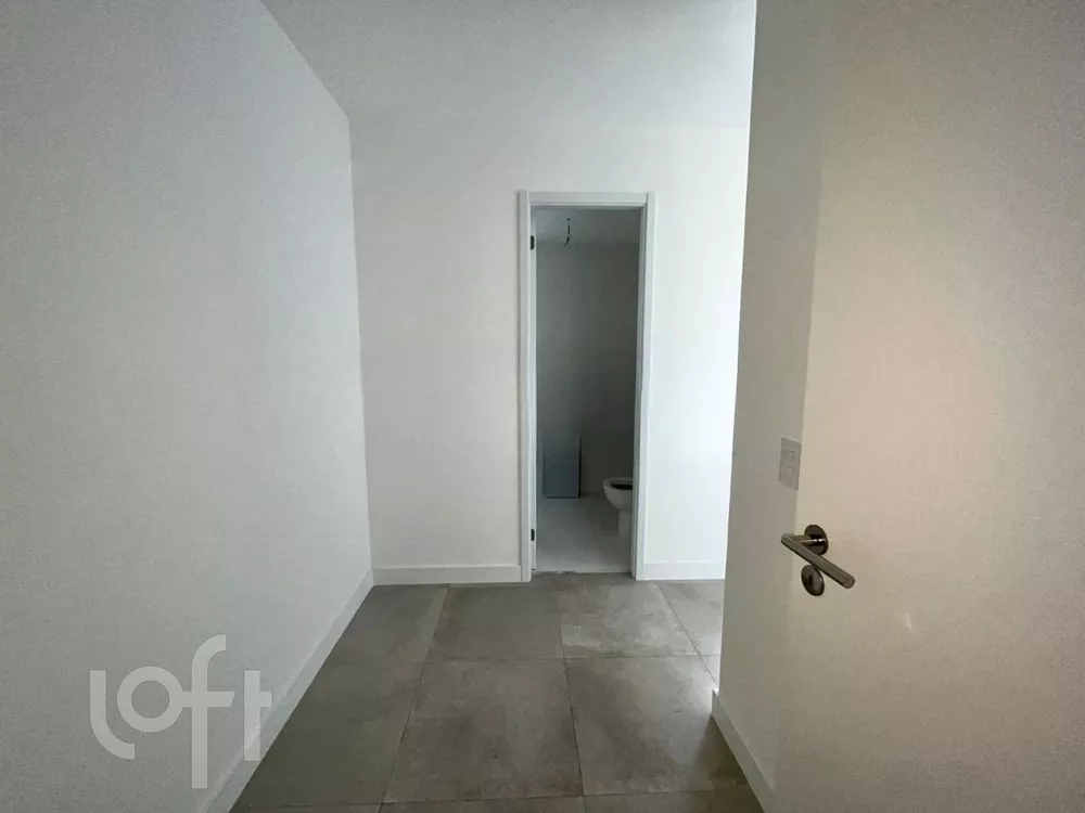 Apartamento à venda com 3 quartos, 113m² - Foto 12