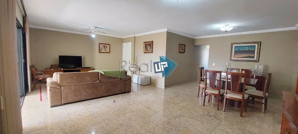 Apartamento à venda com 3 quartos, 181m² - Foto 4