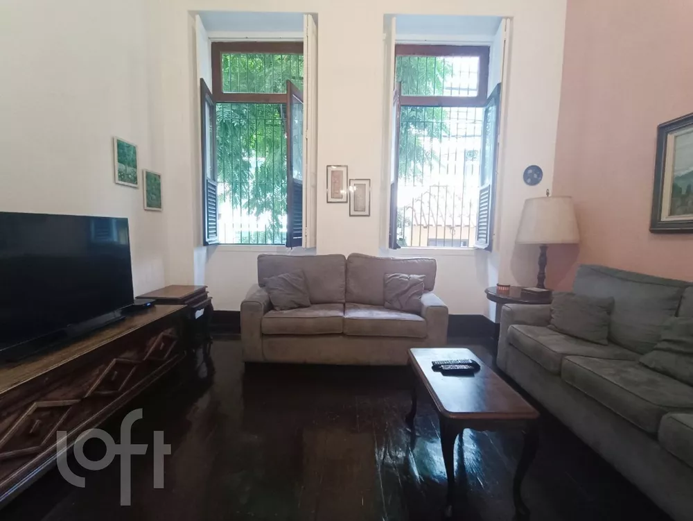 Casa à venda com 4 quartos, 191m² - Foto 3