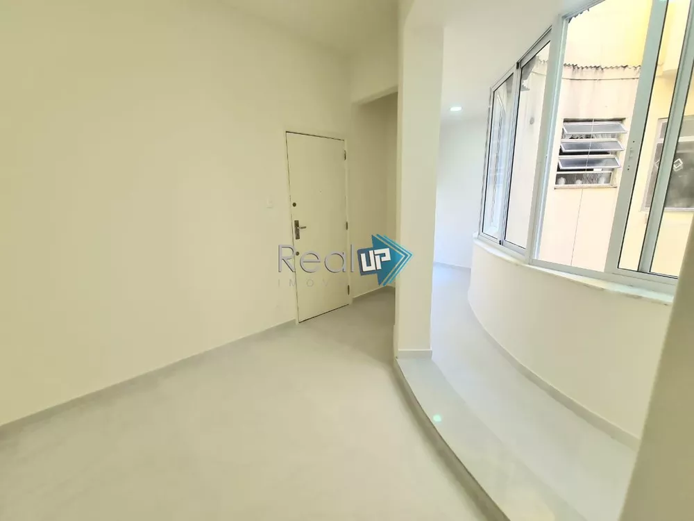 Apartamento à venda com 1 quarto, 35m² - Foto 3