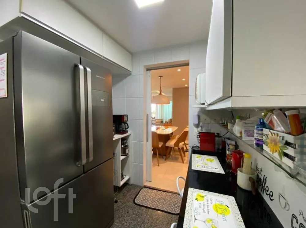 Apartamento à venda com 4 quartos, 135m² - Foto 3