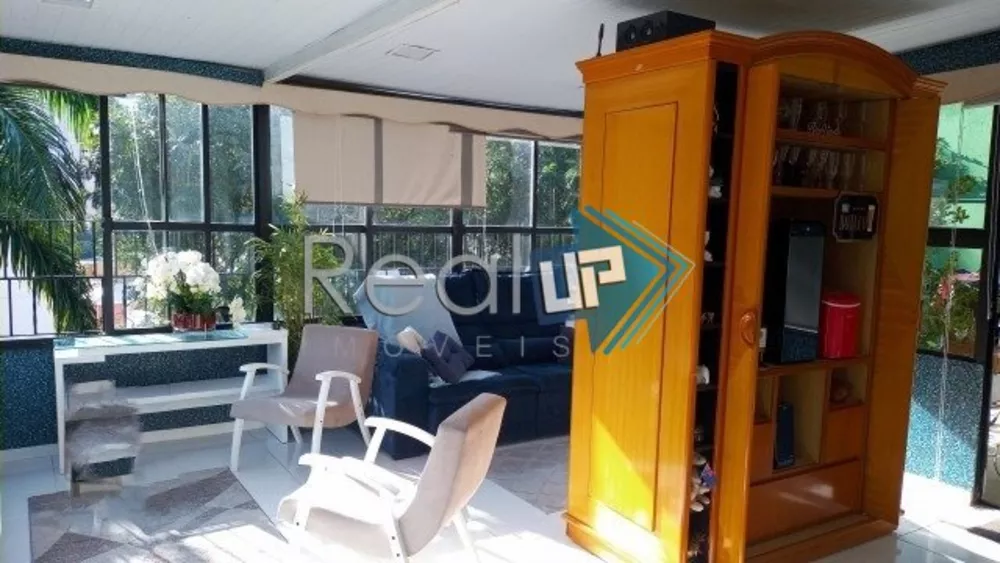 Cobertura à venda com 2 quartos, 135m² - Foto 4