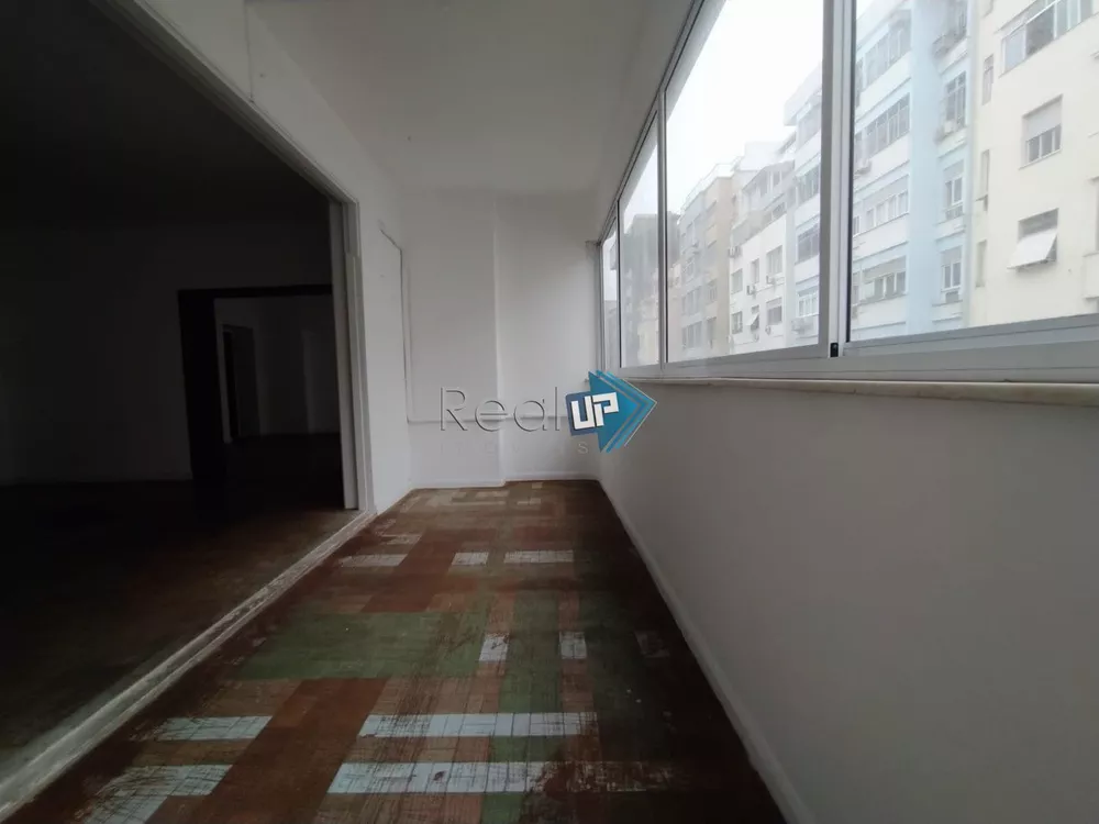 Apartamento à venda com 4 quartos, 258m² - Foto 4