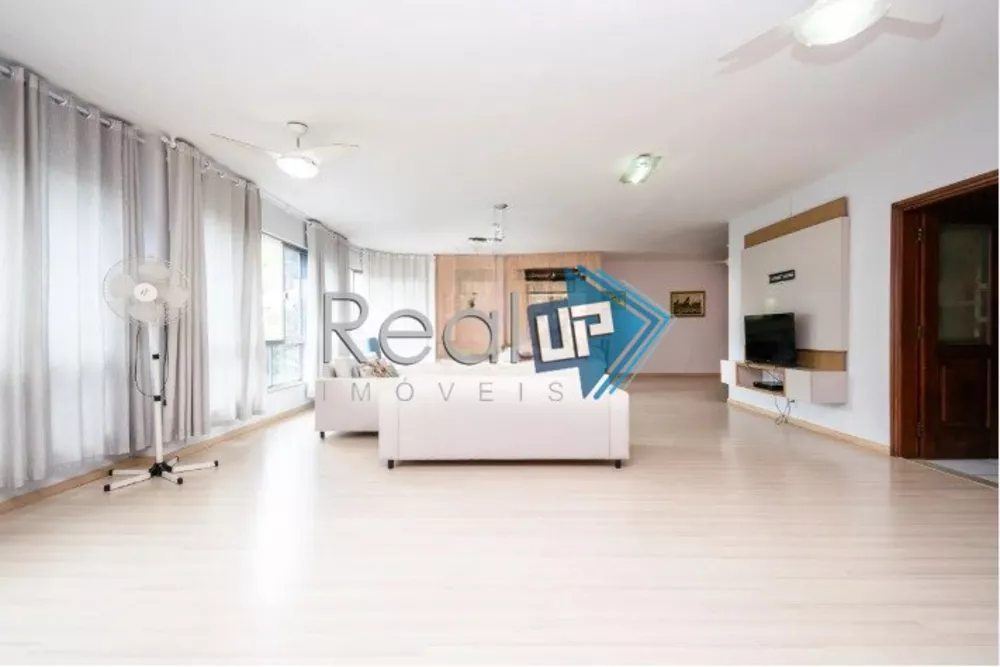 Apartamento à venda com 4 quartos, 153m² - Foto 4