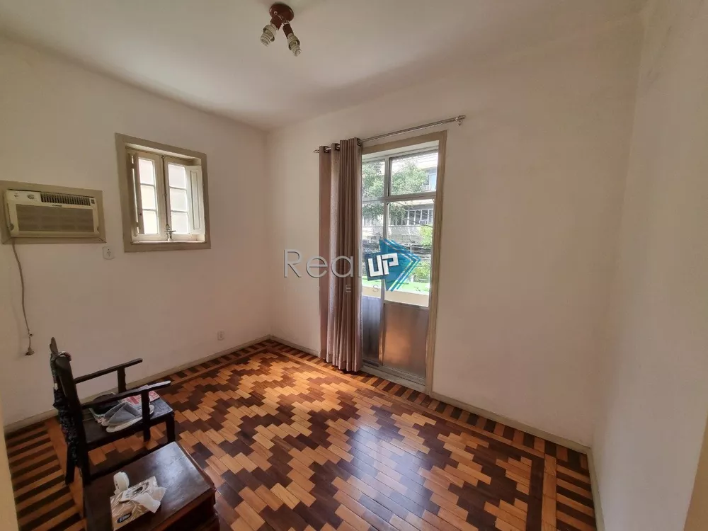 Apartamento à venda com 2 quartos, 65m² - Foto 4