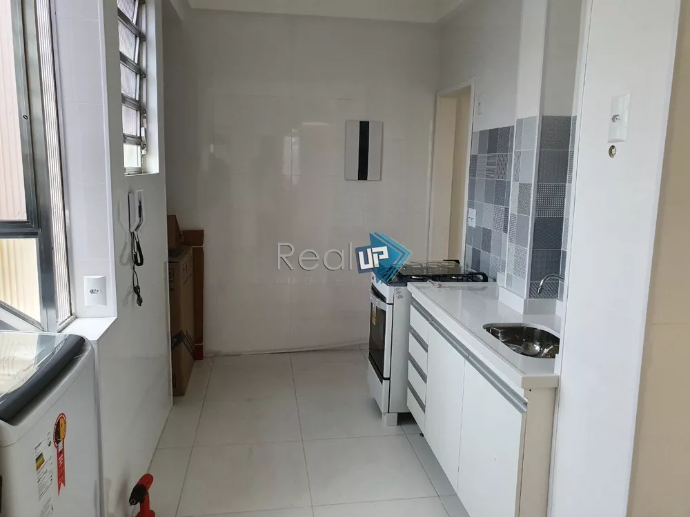 Apartamento à venda com 2 quartos, 70m² - Foto 7