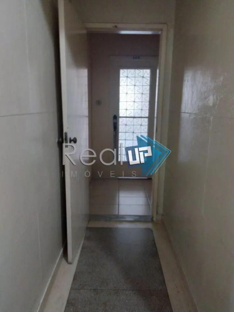 Apartamento à venda com 3 quartos, 127m² - Foto 3