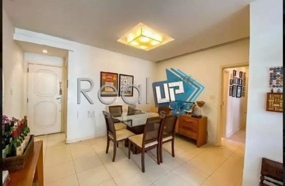 Apartamento à venda com 3 quartos, 97m² - Foto 4