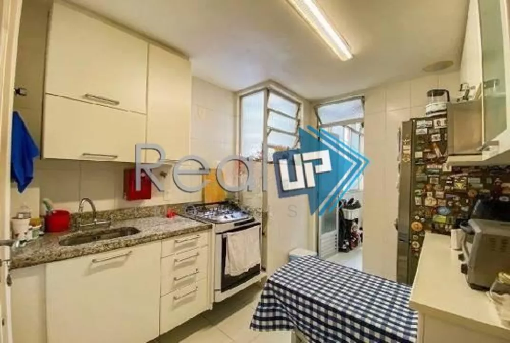 Apartamento à venda com 3 quartos, 97m² - Foto 18