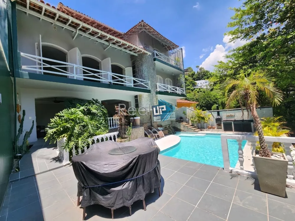 Casa, 6 quartos, 553 m² - Foto 1